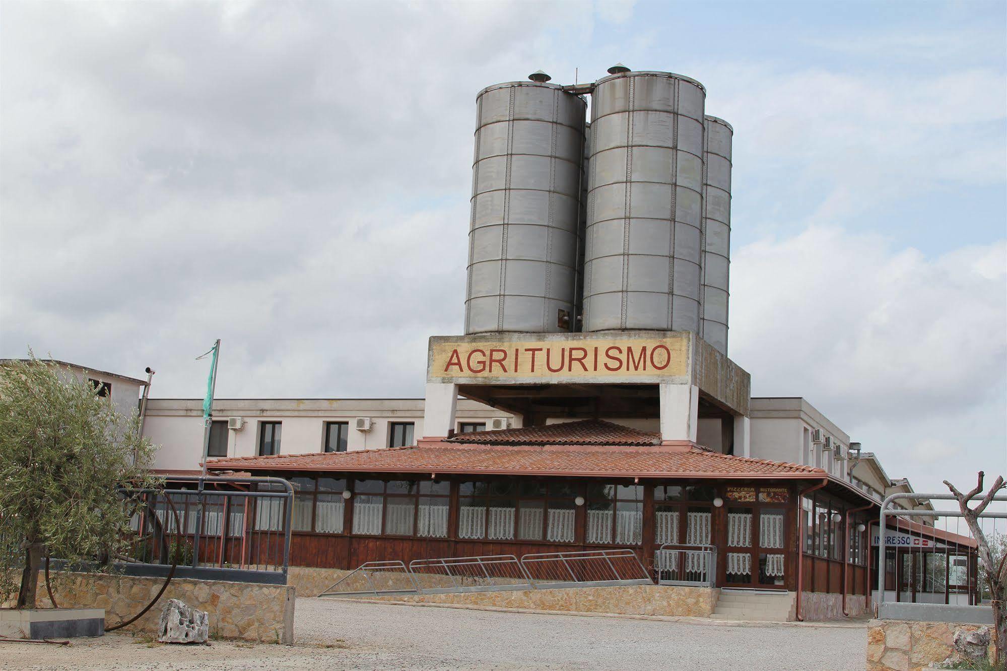 Agriturismo Silos Agri Сан-Северо Экстерьер фото